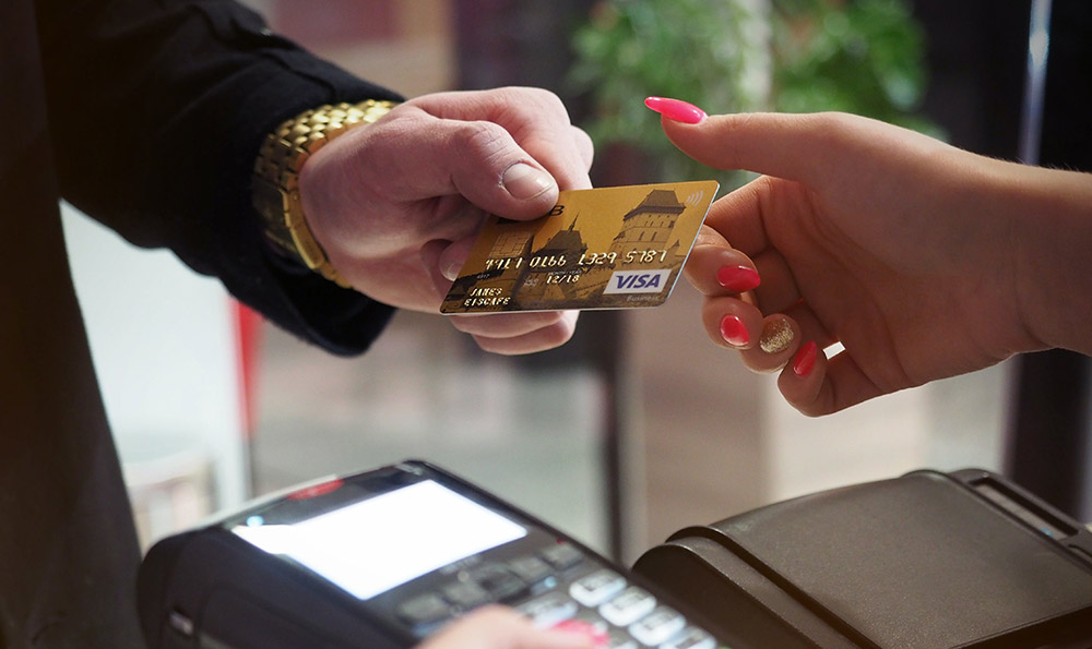 2022十大配资平台app推荐：寻找理想投资伴侣，掌握风险控制与用户评价